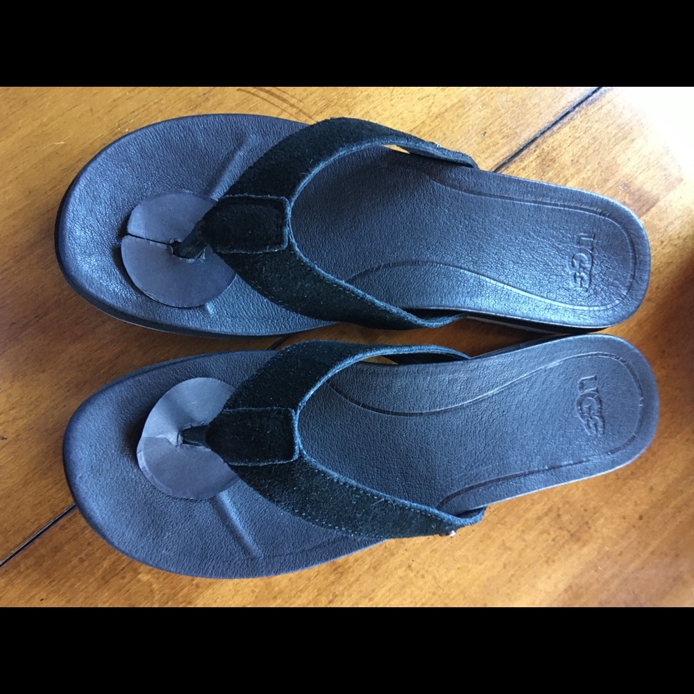 NWB UGG Lorrie Sandal Black size 7